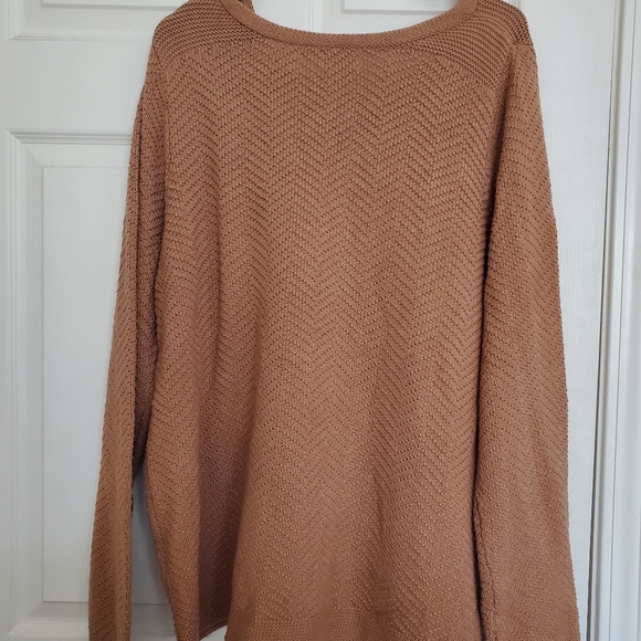 Old Navy Sweater - Picture 2 of 3